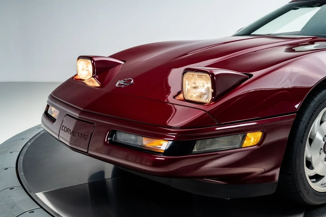 1993 Chevrolet Corvette C4 - Image 14 of 31