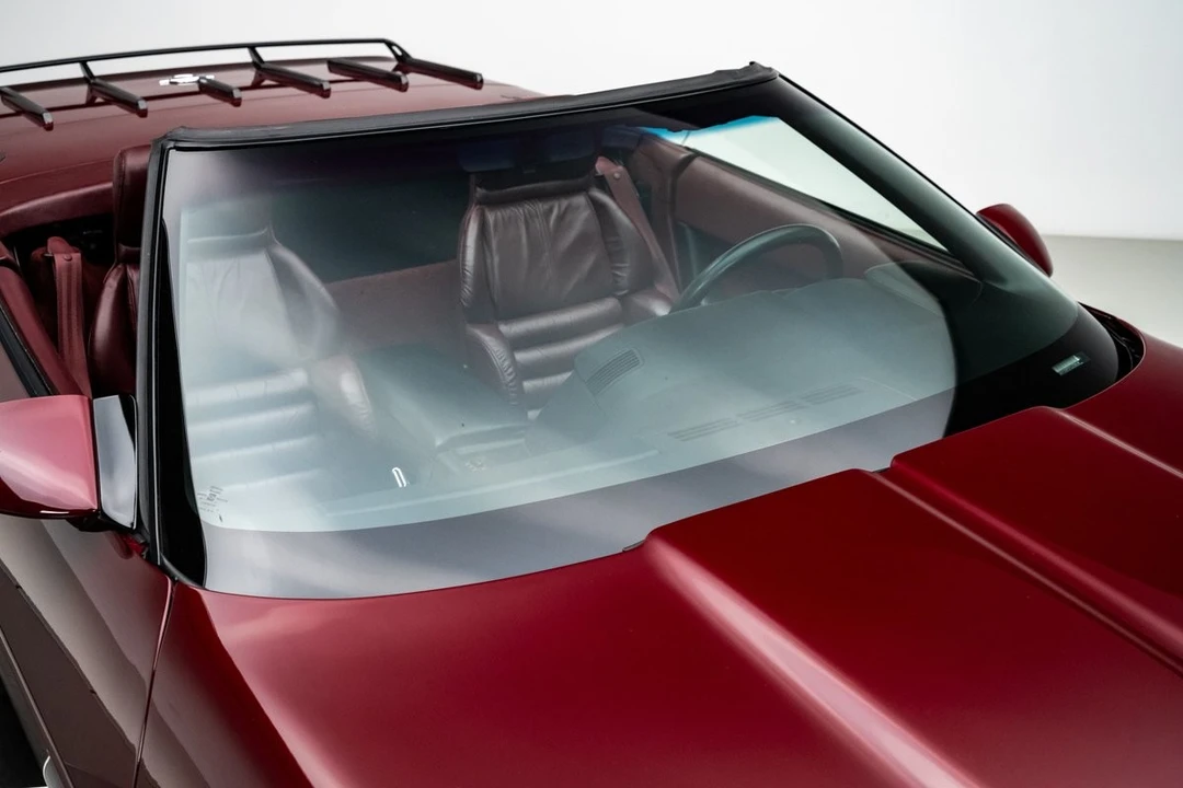 1993 Chevrolet Corvette C4 - Image 13 of 31