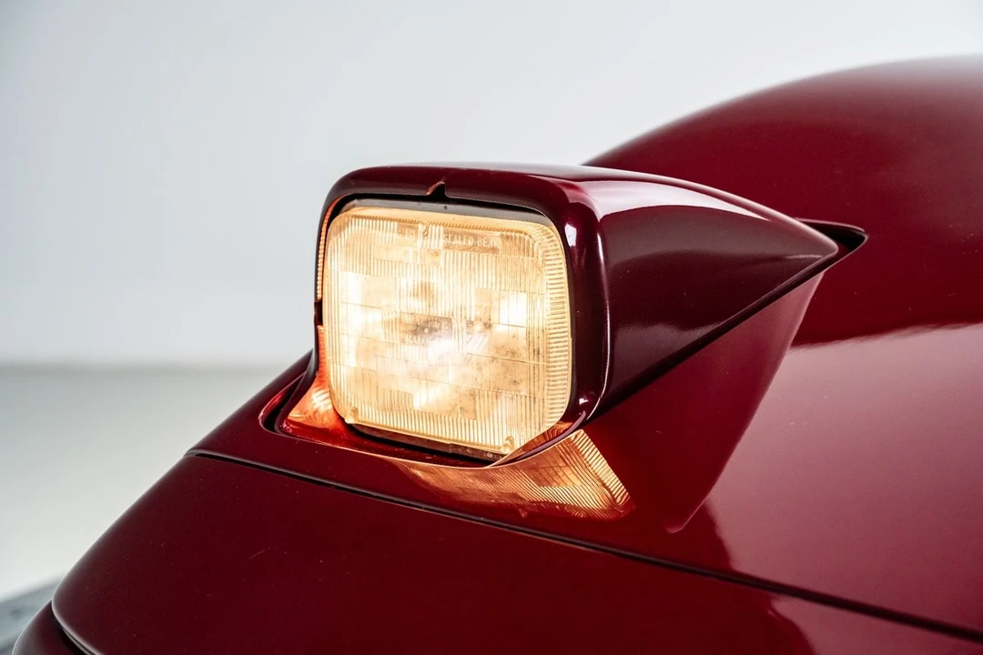 1993 Chevrolet Corvette C4 - Image 15 of 31