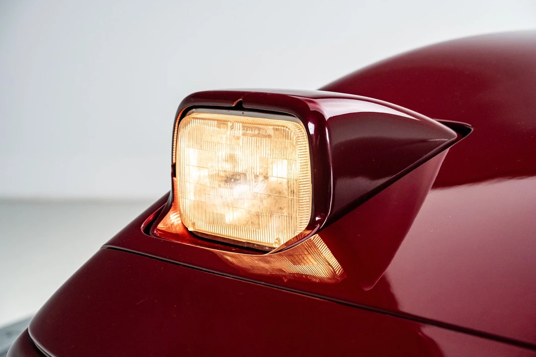 1993 Chevrolet Corvette C4 - Image 16 of 31