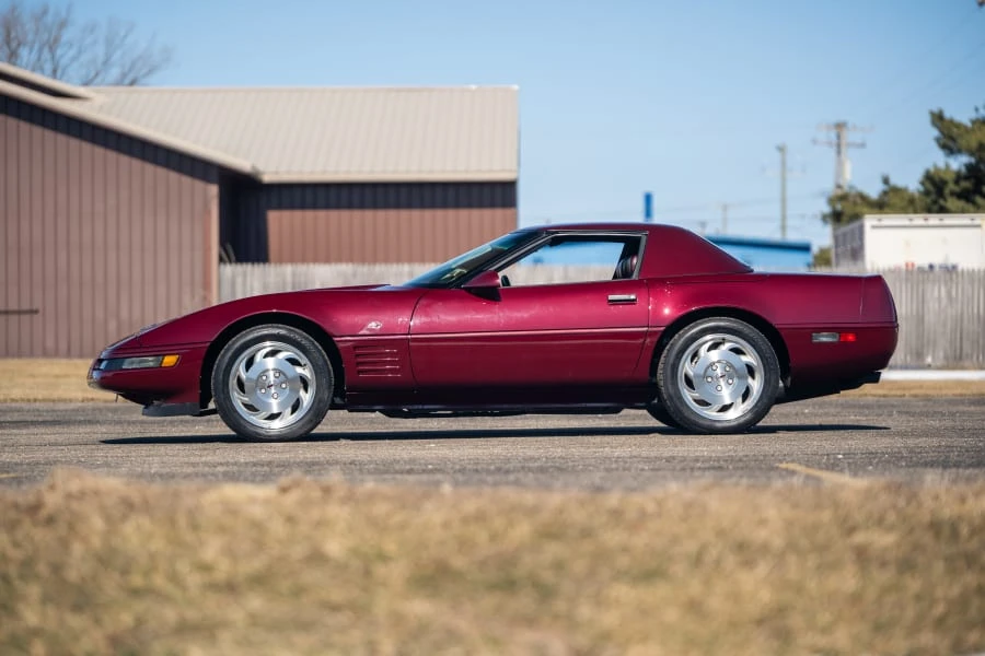 1993 Chevrolet Corvette C4 - Image 2 of 31