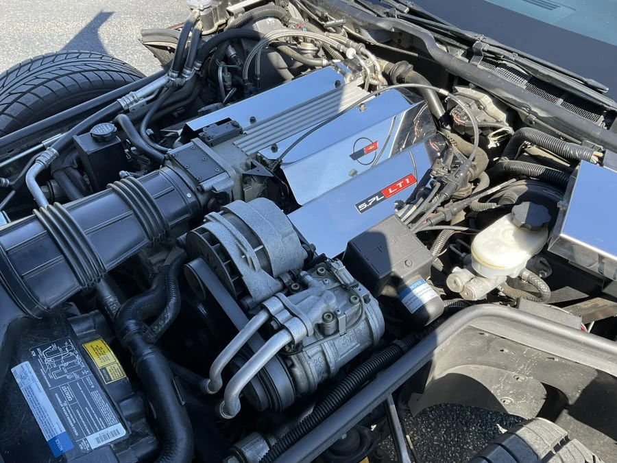1993 Chevrolet Corvette C4 - Image 13 of 16