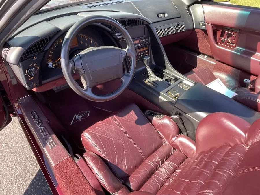 1993 Chevrolet Corvette C4 - Image 10 of 16