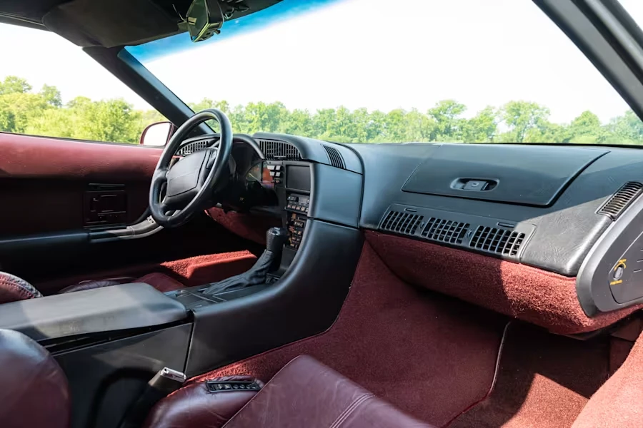 1993 Chevrolet Corvette C4 - Image 19 of 31