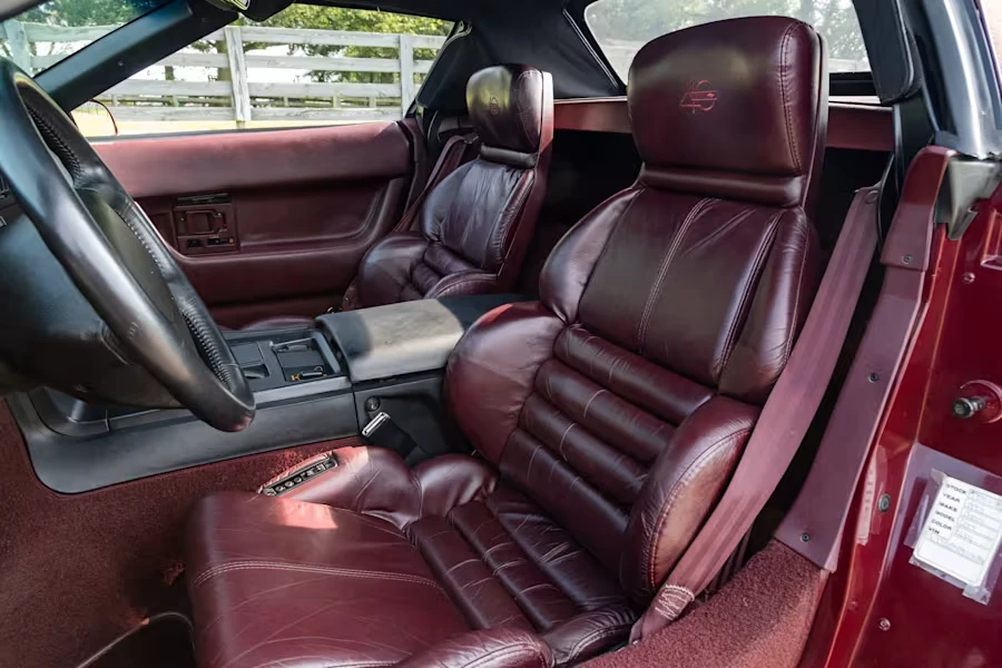 1993 Chevrolet Corvette C4 - Image 28 of 31