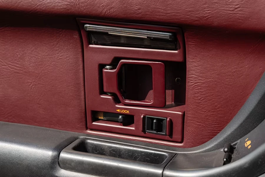 1993 Chevrolet Corvette C4 - Image 27 of 31