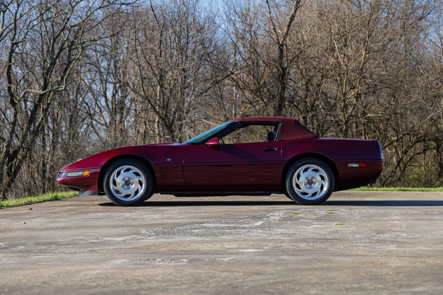 1993 Chevrolet Corvette C4 - Image 2 of 31