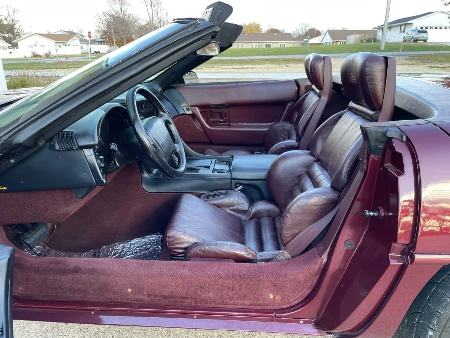 1993 Chevrolet Corvette C4 - Image 17 of 29