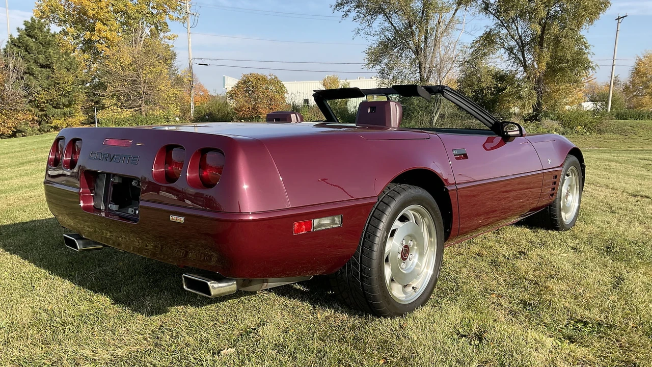 1993 Chevrolet Corvette C4 - Image 3 of 12