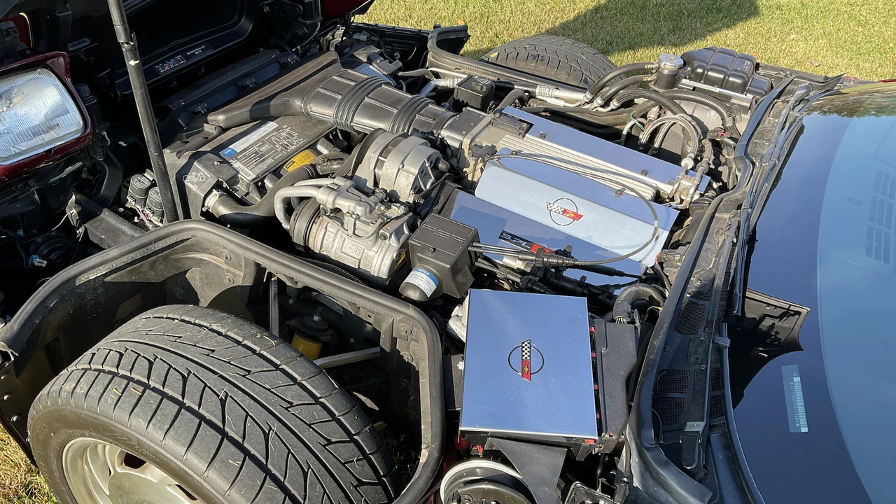 1993 Chevrolet Corvette C4 - Image 8 of 12