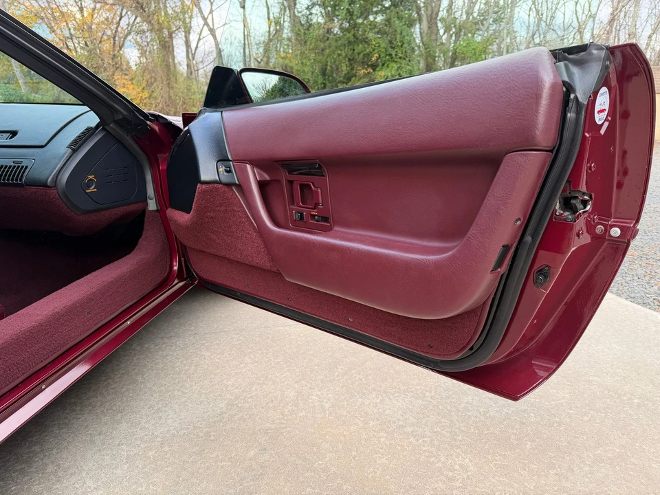 1993 Chevrolet Corvette C4 - Image 11 of 21