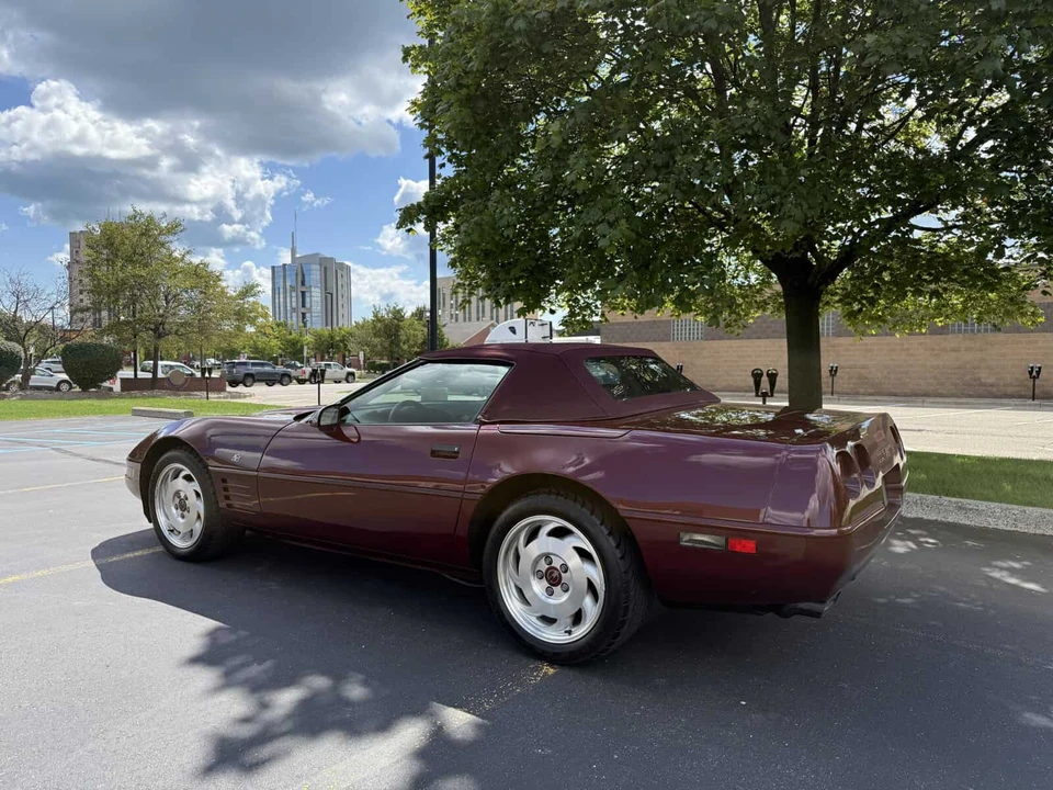 1993 Chevrolet Corvette C4 - Image 5 of 31