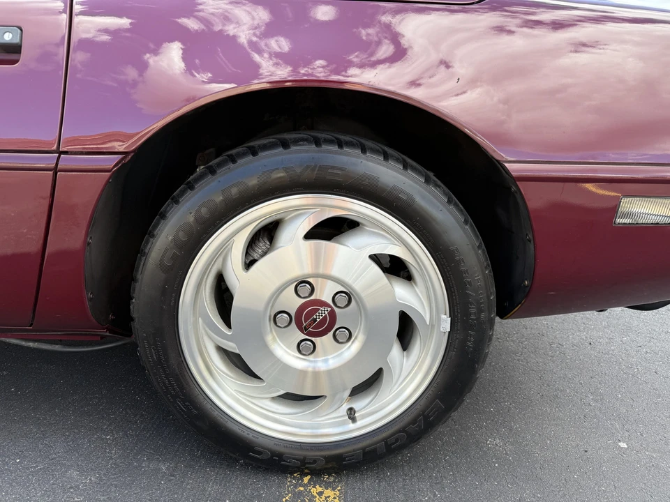1993 Chevrolet Corvette C4 - Image 15 of 31