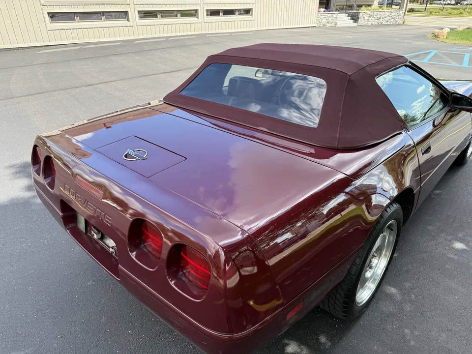 1993 Chevrolet Corvette C4 - Image 23 of 31