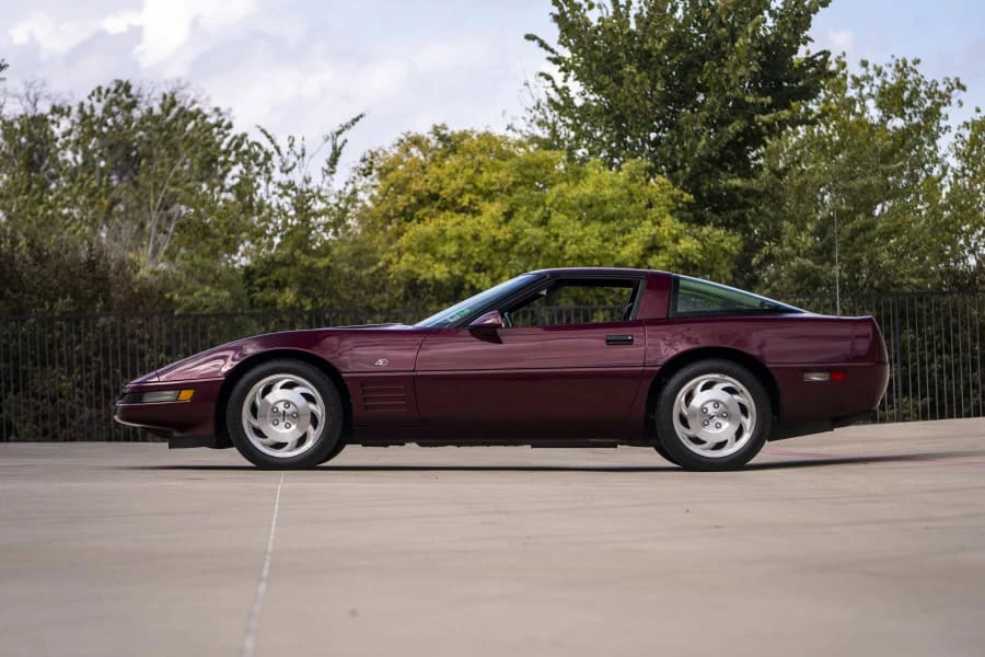 1993 Chevrolet Corvette C4 - Image 2 of 29