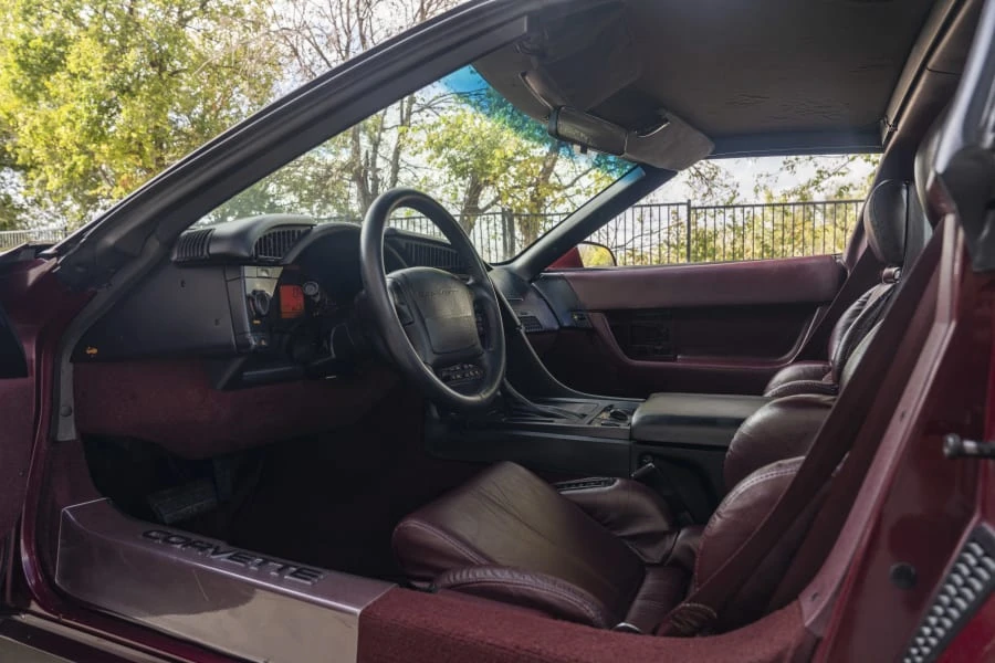 1993 Chevrolet Corvette C4 - Image 12 of 29