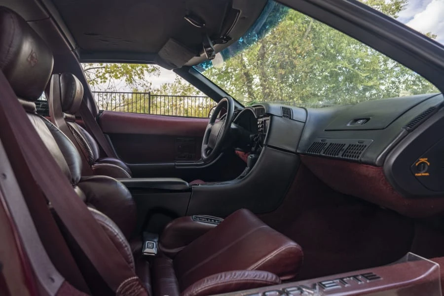 1993 Chevrolet Corvette C4 - Image 15 of 29