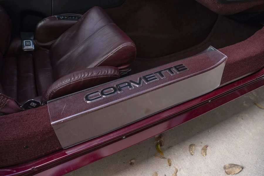1993 Chevrolet Corvette C4 - Image 17 of 29