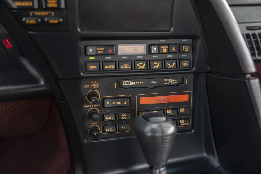 1993 Chevrolet Corvette C4 - Image 14 of 29