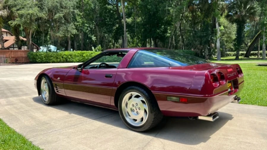 1993 Chevrolet Corvette C4 - Image 3 of 15