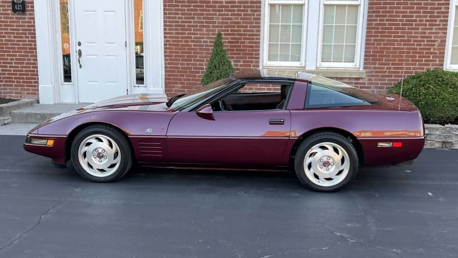 1993 Chevrolet Corvette C4 - Image 2 of 10