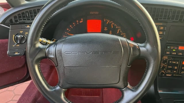 1993 Chevrolet Corvette C4 - Image 8 of 31