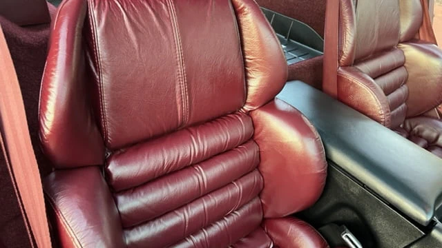1993 Chevrolet Corvette C4 - Image 19 of 31