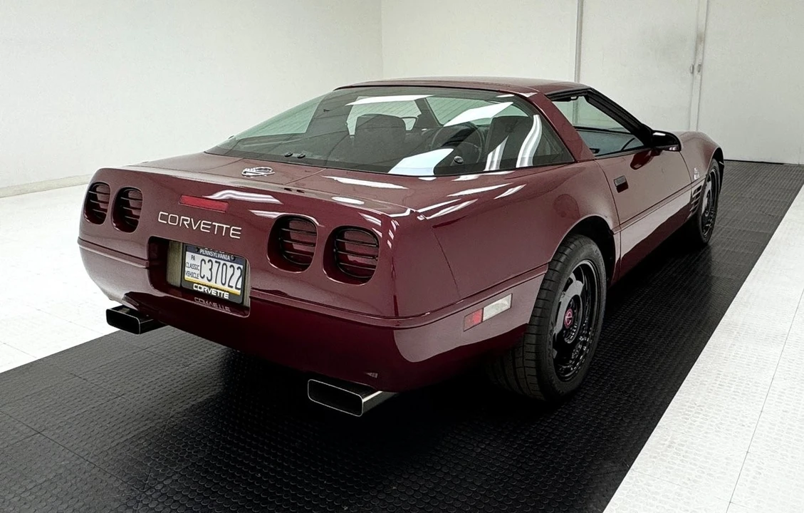 1993 Chevrolet Corvette C4 - Image 8 of 31