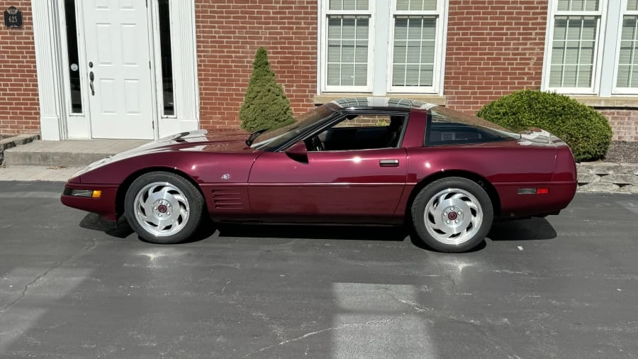 1993 Chevrolet Corvette C4 - Image 2 of 12