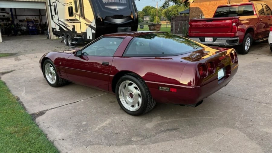 1993 Chevrolet Corvette C4 - Image 3 of 11