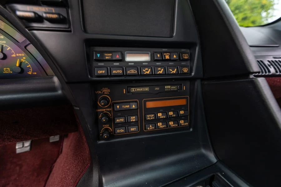 1993 Chevrolet Corvette C4 - Image 12 of 21