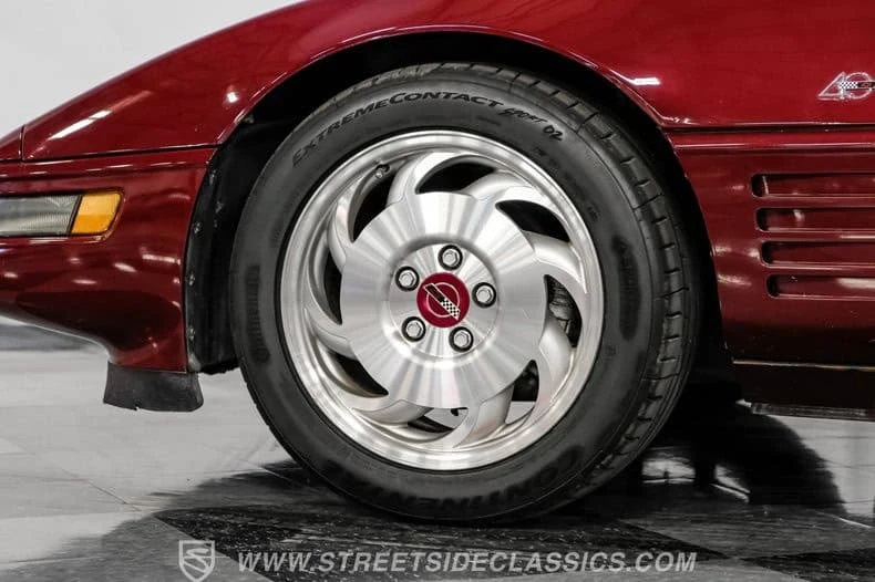 1993 Chevrolet Corvette C4 - Image 18 of 31