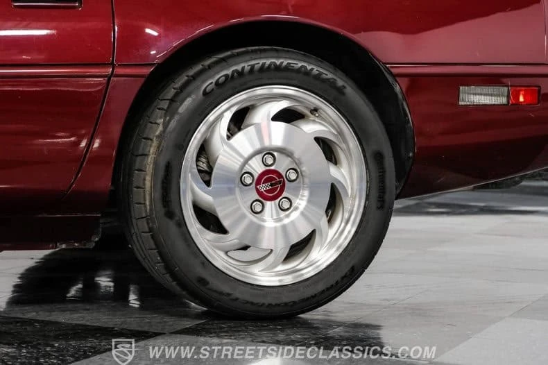 1993 Chevrolet Corvette C4 - Image 19 of 31