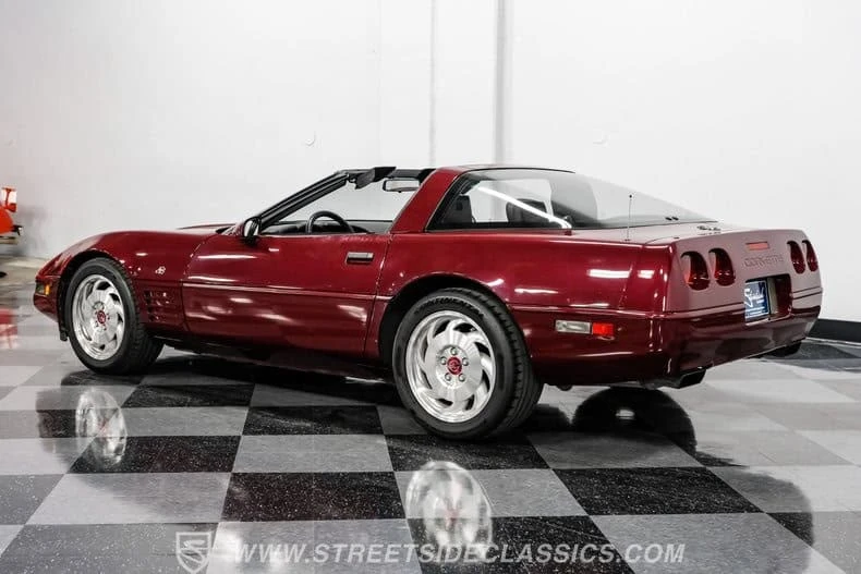 1993 Chevrolet Corvette C4 - Image 28 of 31