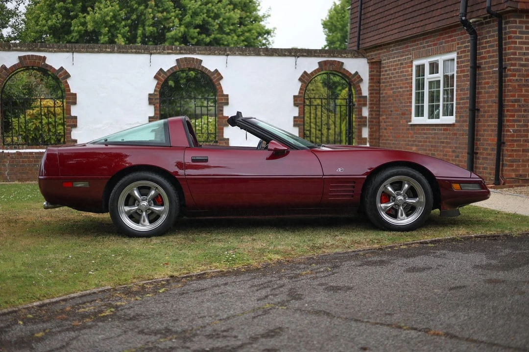 1993 Chevrolet Corvette C4 - Image 9 of 30