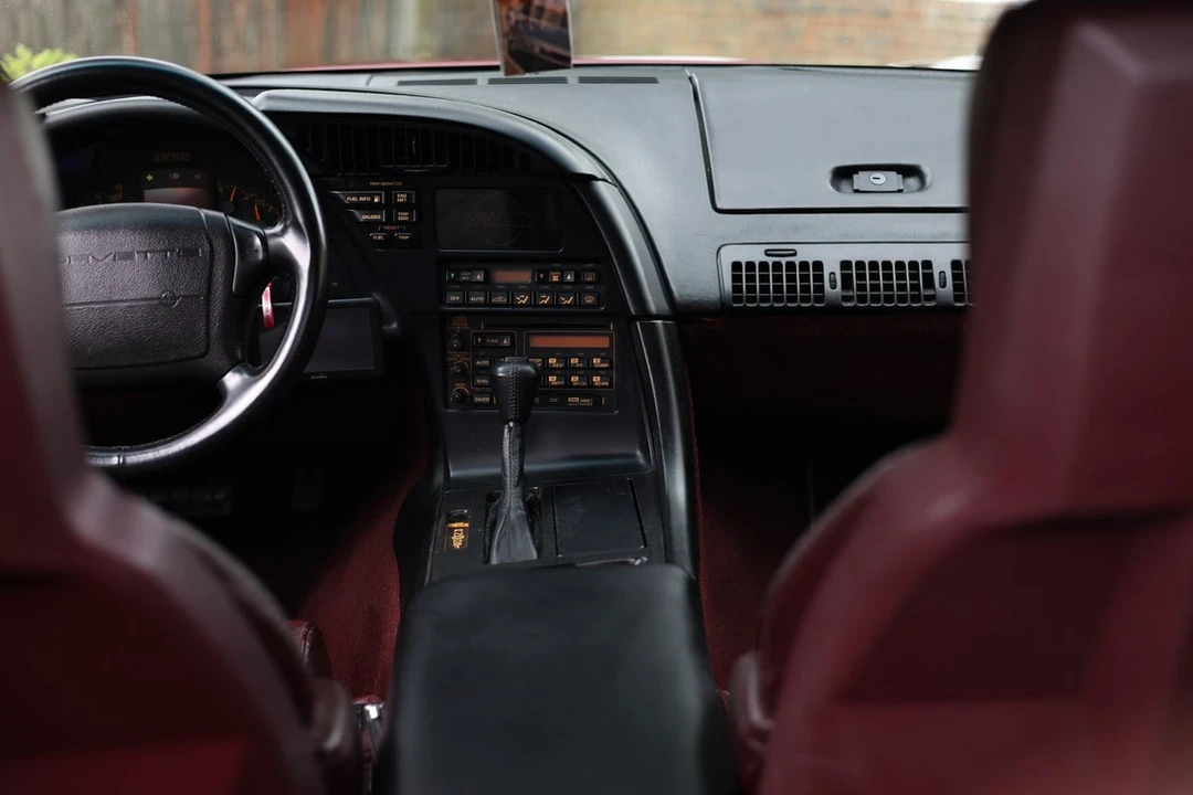 1993 Chevrolet Corvette C4 - Image 24 of 30
