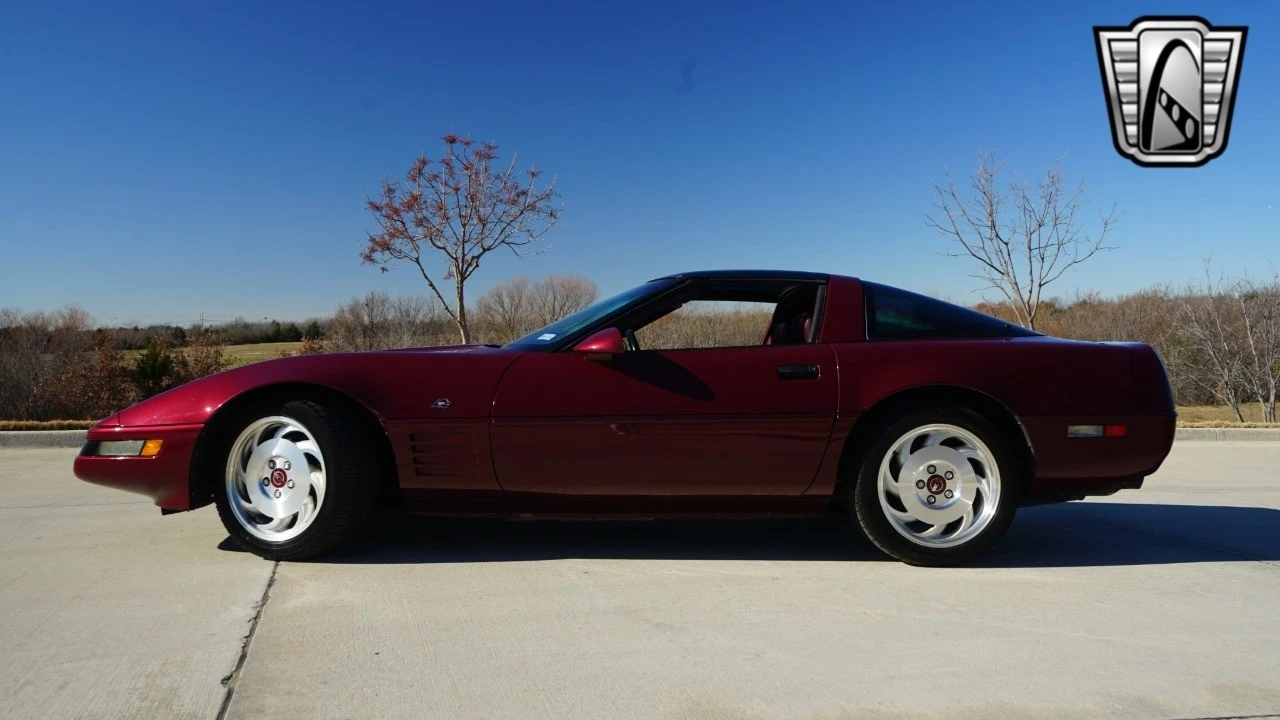 1993 Chevrolet Corvette C4 - Image 4 of 12