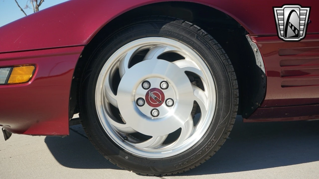 1993 Chevrolet Corvette C4 - Image 9 of 12