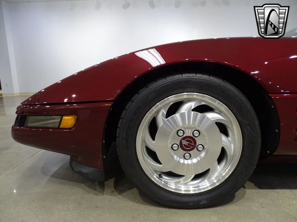 1993 Chevrolet Corvette C4 - Image 16 of 21