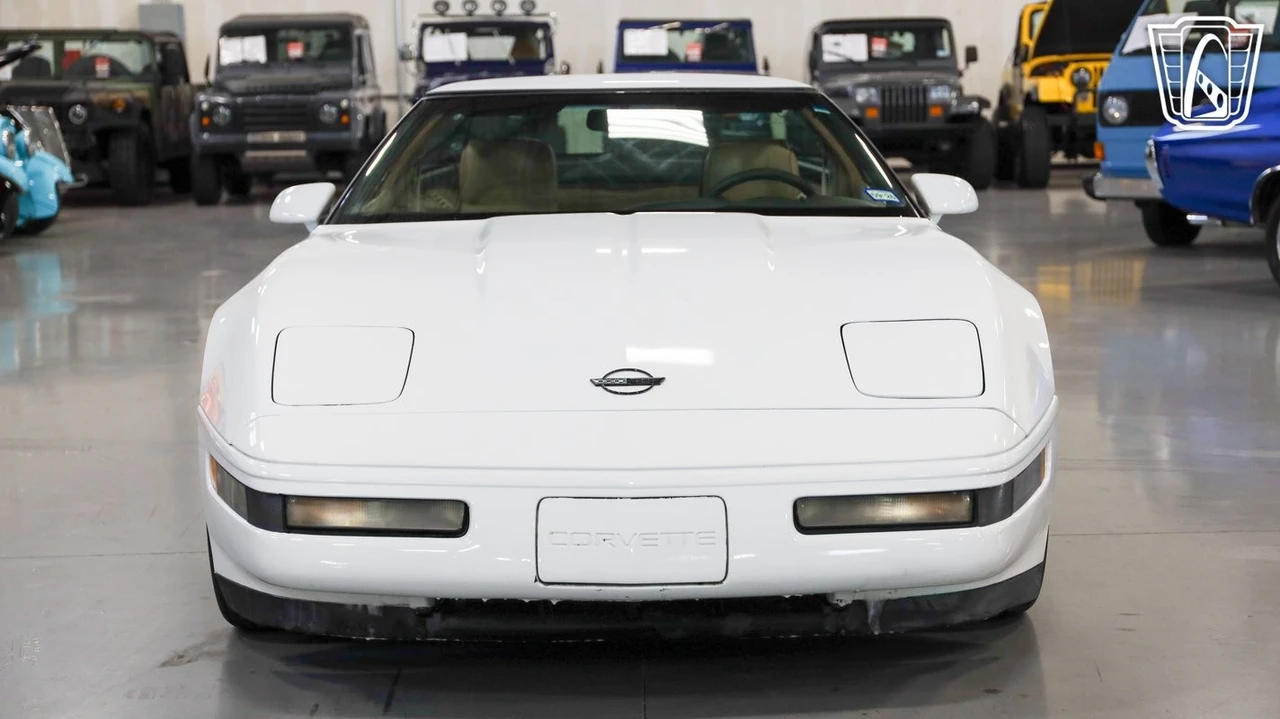 1993 Chevrolet Corvette C4 - Image 5 of 12