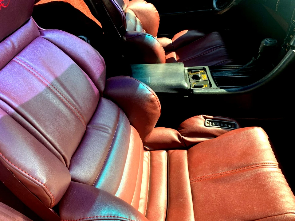 1993 Chevrolet Corvette C4 - Image 11 of 14