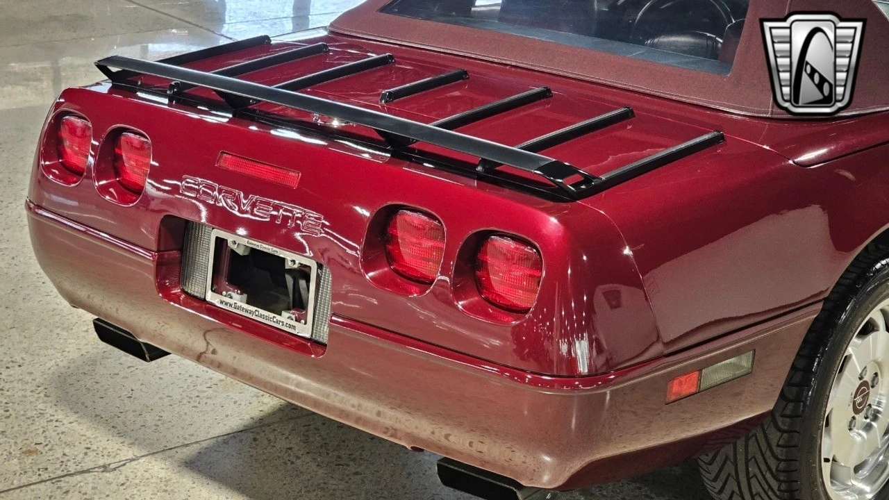 1993 Chevrolet Corvette C4 - Image 10 of 21