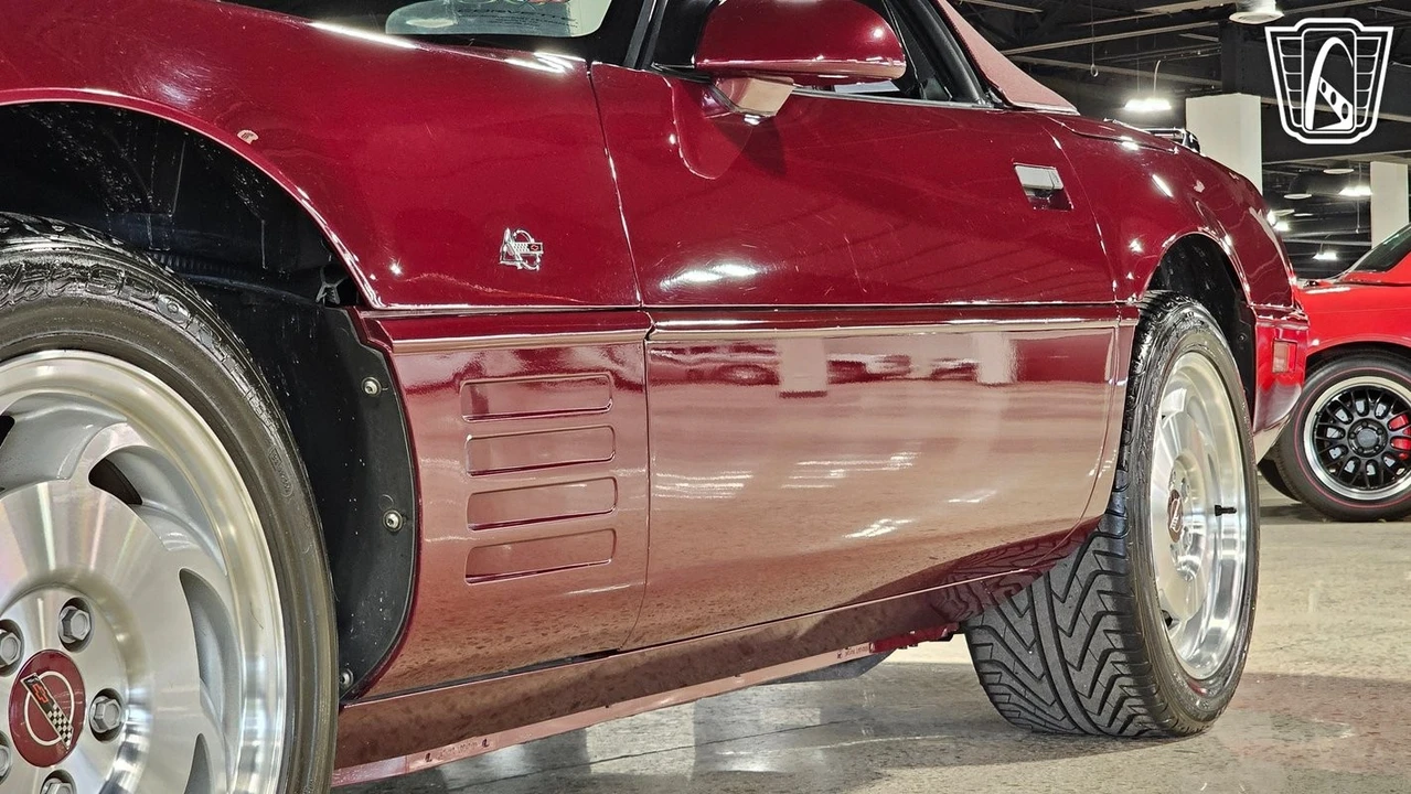 1993 Chevrolet Corvette C4 - Image 6 of 12