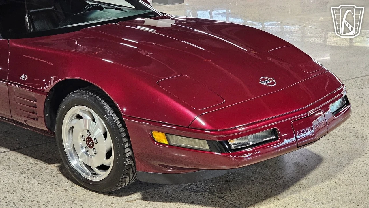 1993 Chevrolet Corvette C4 - Image 3 of 12