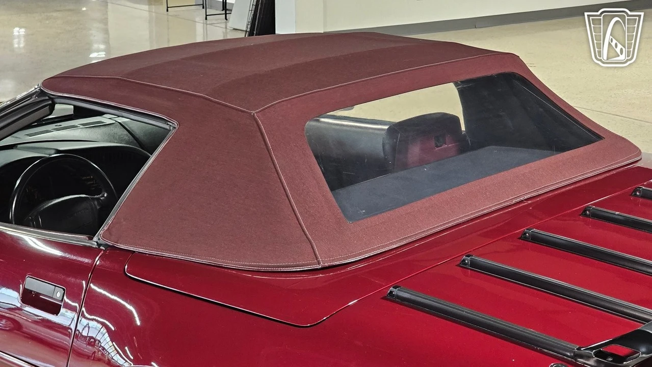 1993 Chevrolet Corvette C4 - Image 9 of 12