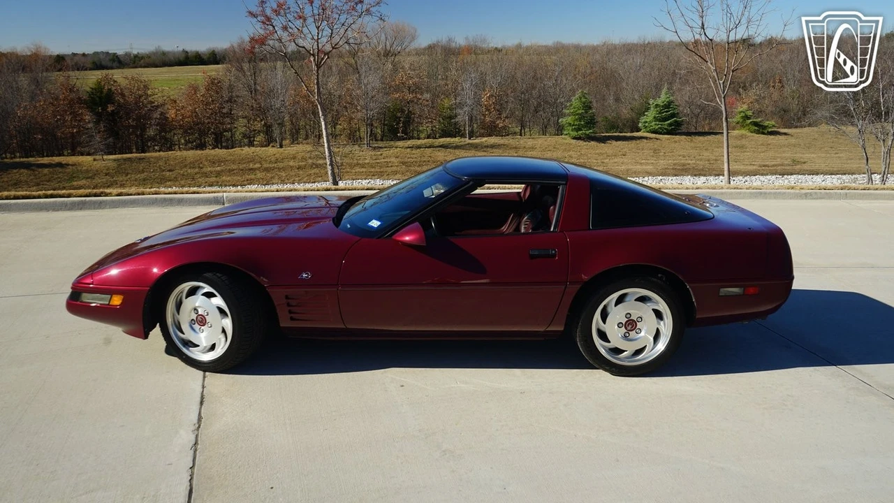 1993 Chevrolet Corvette C4 - Image 6 of 12