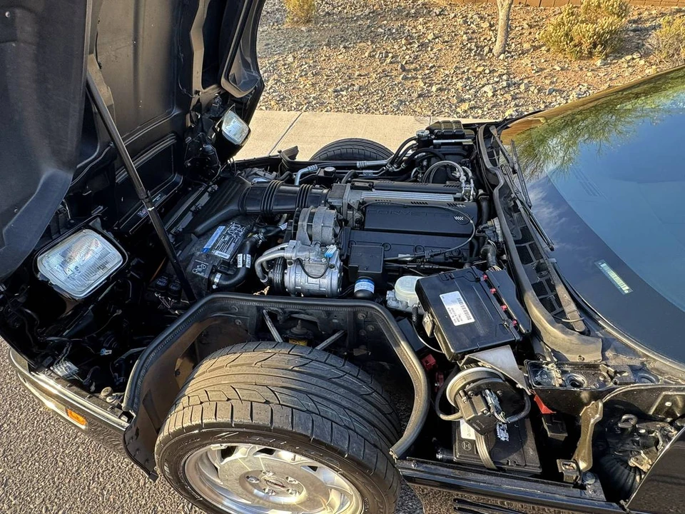 1993 Chevrolet Corvette C4 - Image 10 of 16