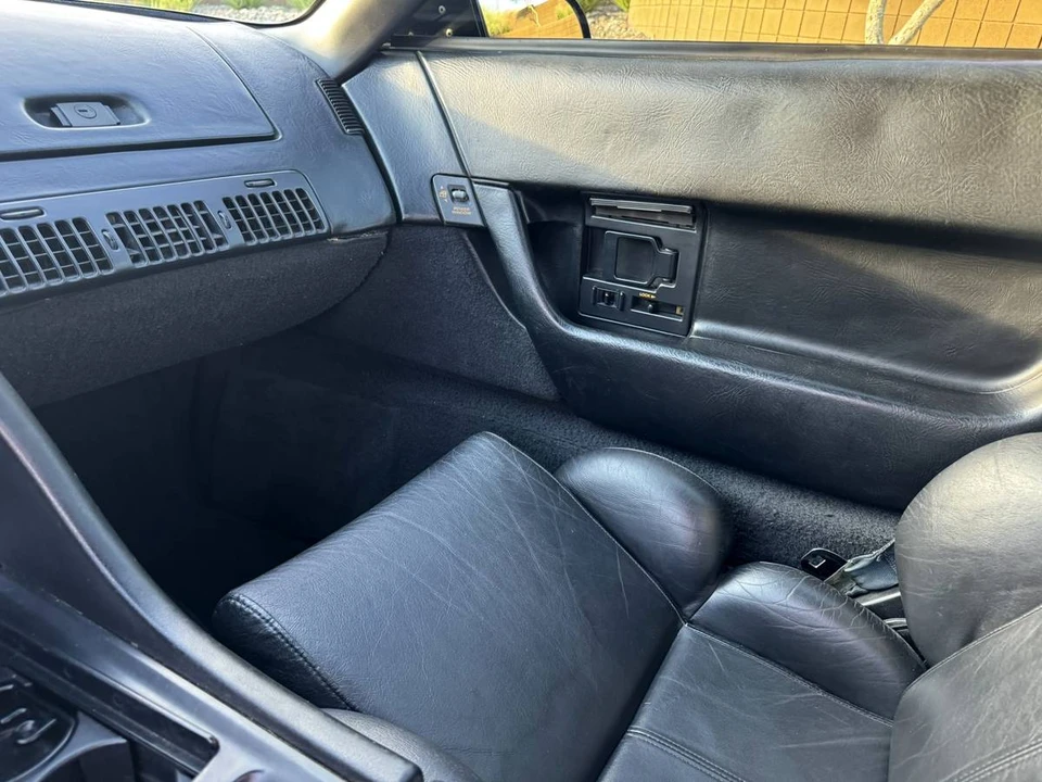 1993 Chevrolet Corvette C4 - Image 14 of 16