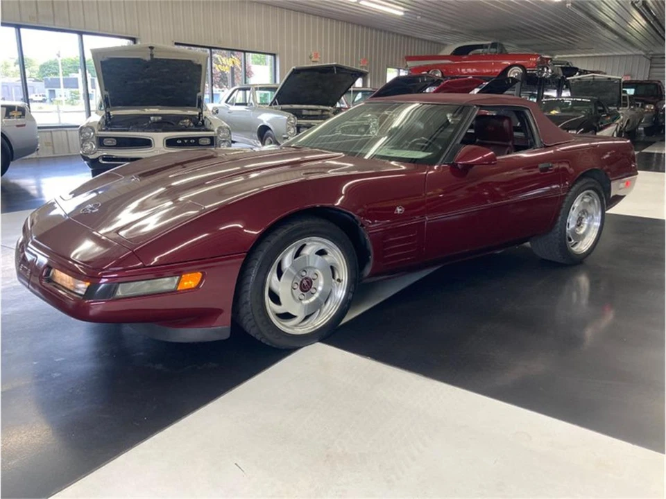 1993 Chevrolet Corvette C4 - Image 25 of 31