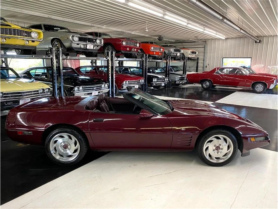 1993 Chevrolet Corvette C4 - Image 6 of 31